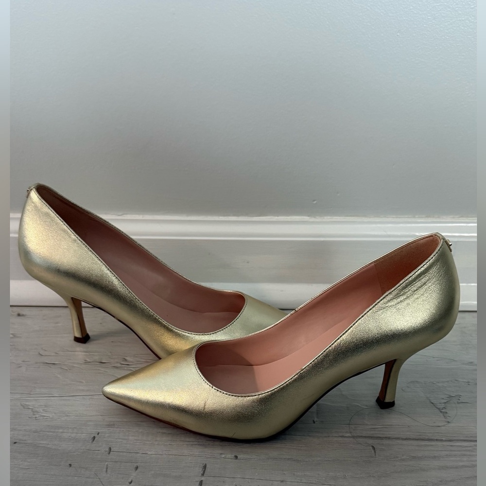 Gold Kate Spade Sonia Pumps.